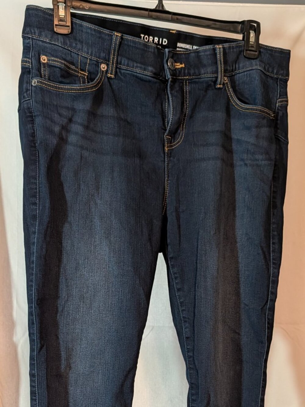 Torrid Bombshell Size 18T Jeans